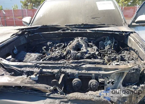 2018 Toyota 4Runner Trd Off Road Premium из США, поврежденный, VIN JTEBU5JR7J5545247